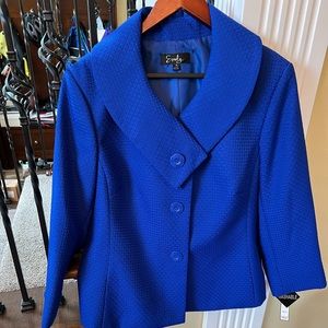 Emily Ladies short jacket Sz 18